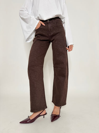 Jeans Barrell Fit leopardato