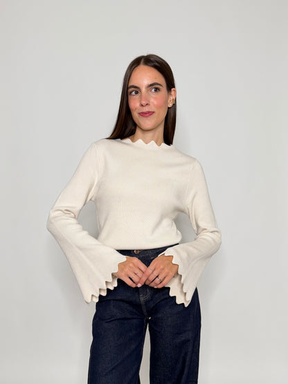 Maglia in morbida viscosa zigzag con manica a campana panna