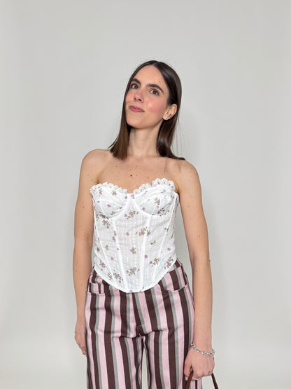 Corsetto in sangallo con fiori
