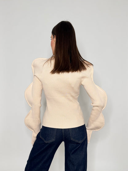 Maglia in morbida viscosa micro costina con manica onda beige