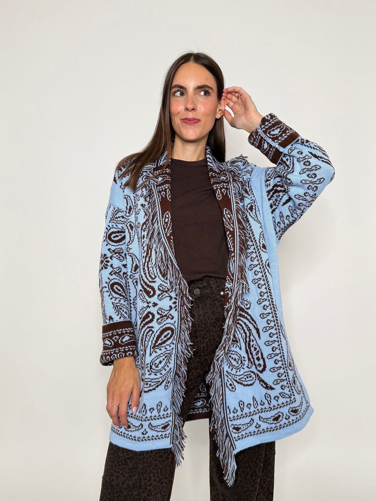 Cardigan frange stampa bandana celeste/coffee