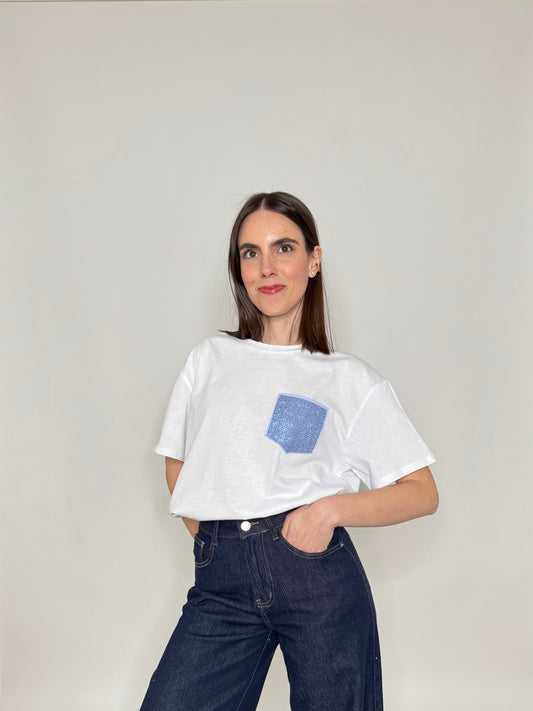 T-shirt in cotone tasca brillantini Azzurro