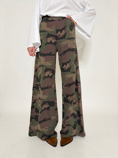 Pantalone palazzo camouflage in cotone