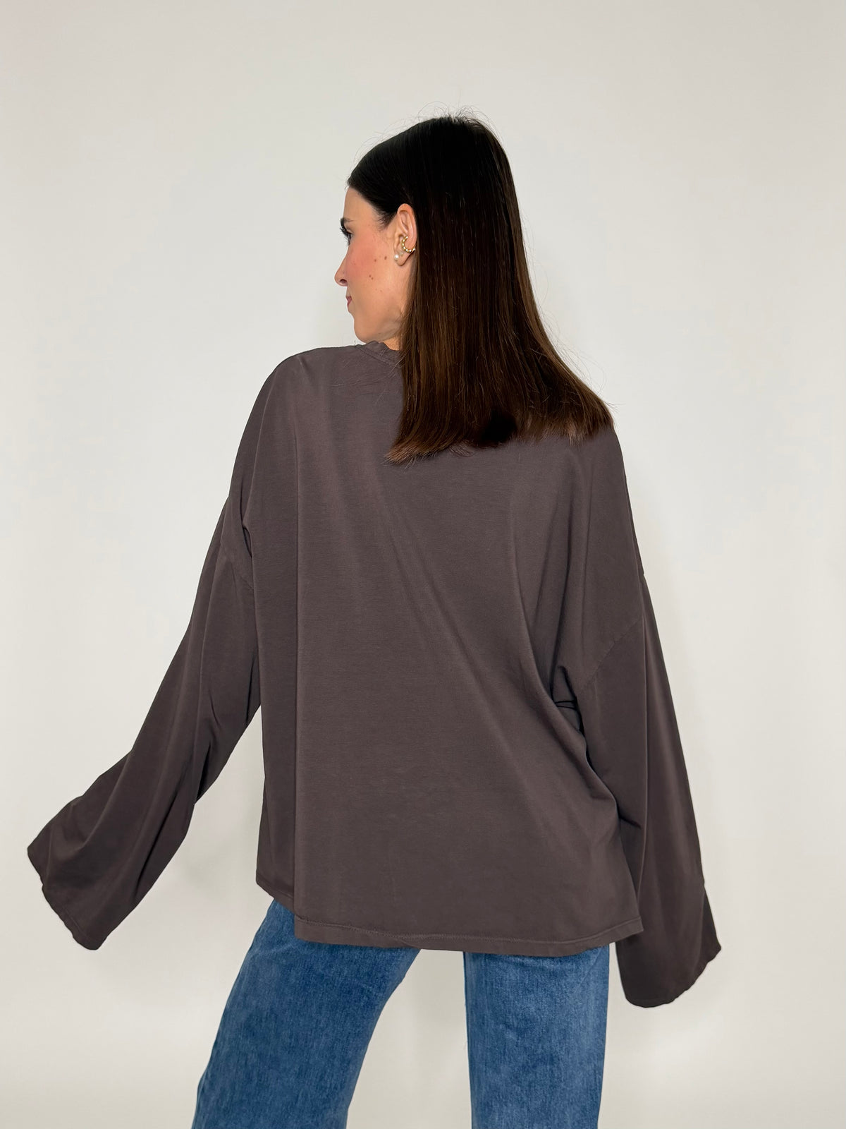 Maglia in cotone con manica a ampia cioccolato stampa zebrata “Amour”