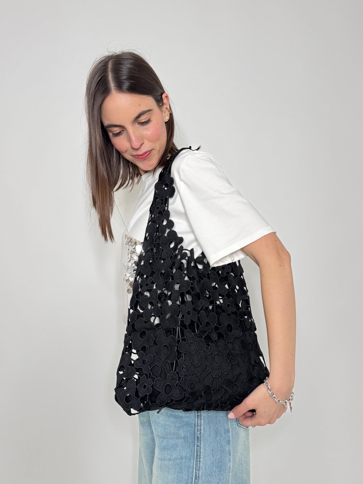 Tote bag effetto macramè floreale Nero