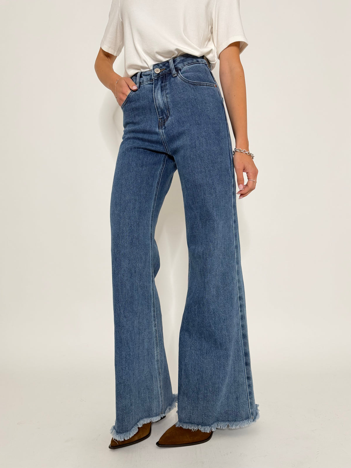 Jeans Wide Leg vita alta sfrangiato in Denim Blu