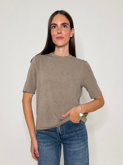 Maglia girocollo basic in viscosa e cotone tortora