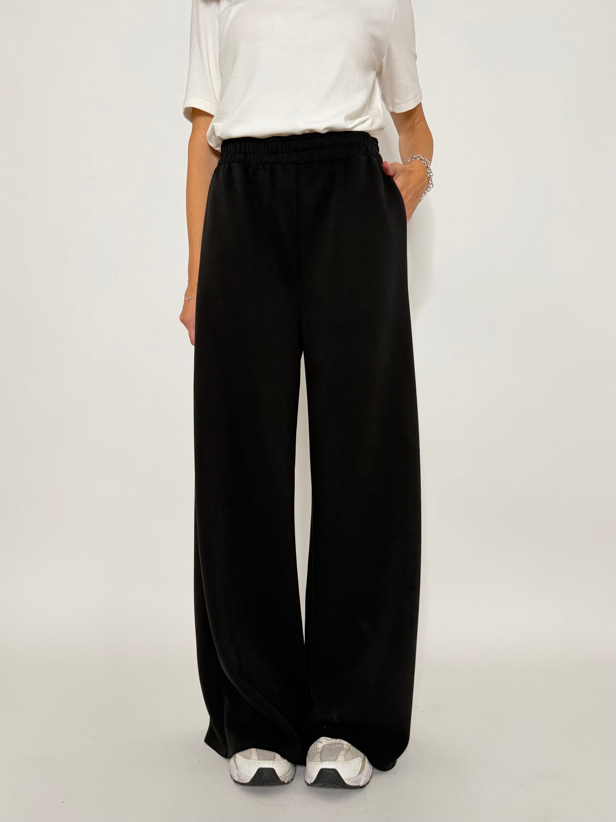 Pantalone palazzo relax fit in viscosa nero