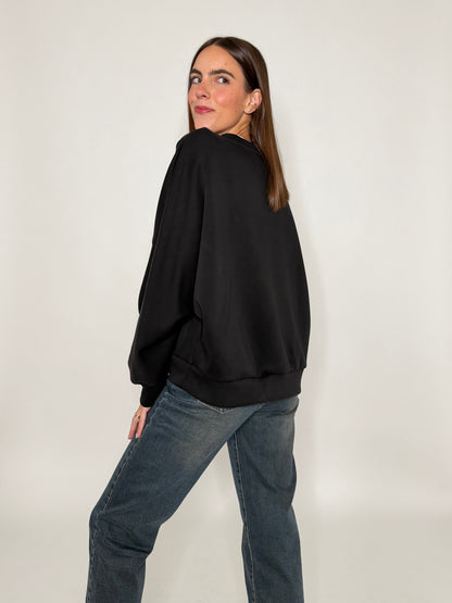 Felpa girocollo relax fit con impunture in viscosa nero