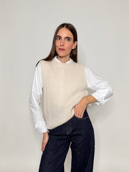 Gilet fluffy in morbido tessuto alpaca e lana panna