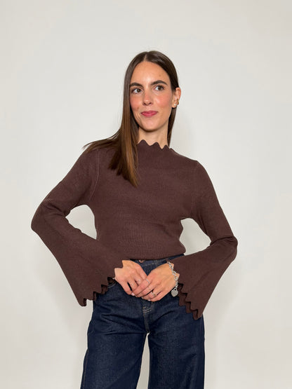 Maglia in morbida viscosa zigzag con manica a campana cioccolato