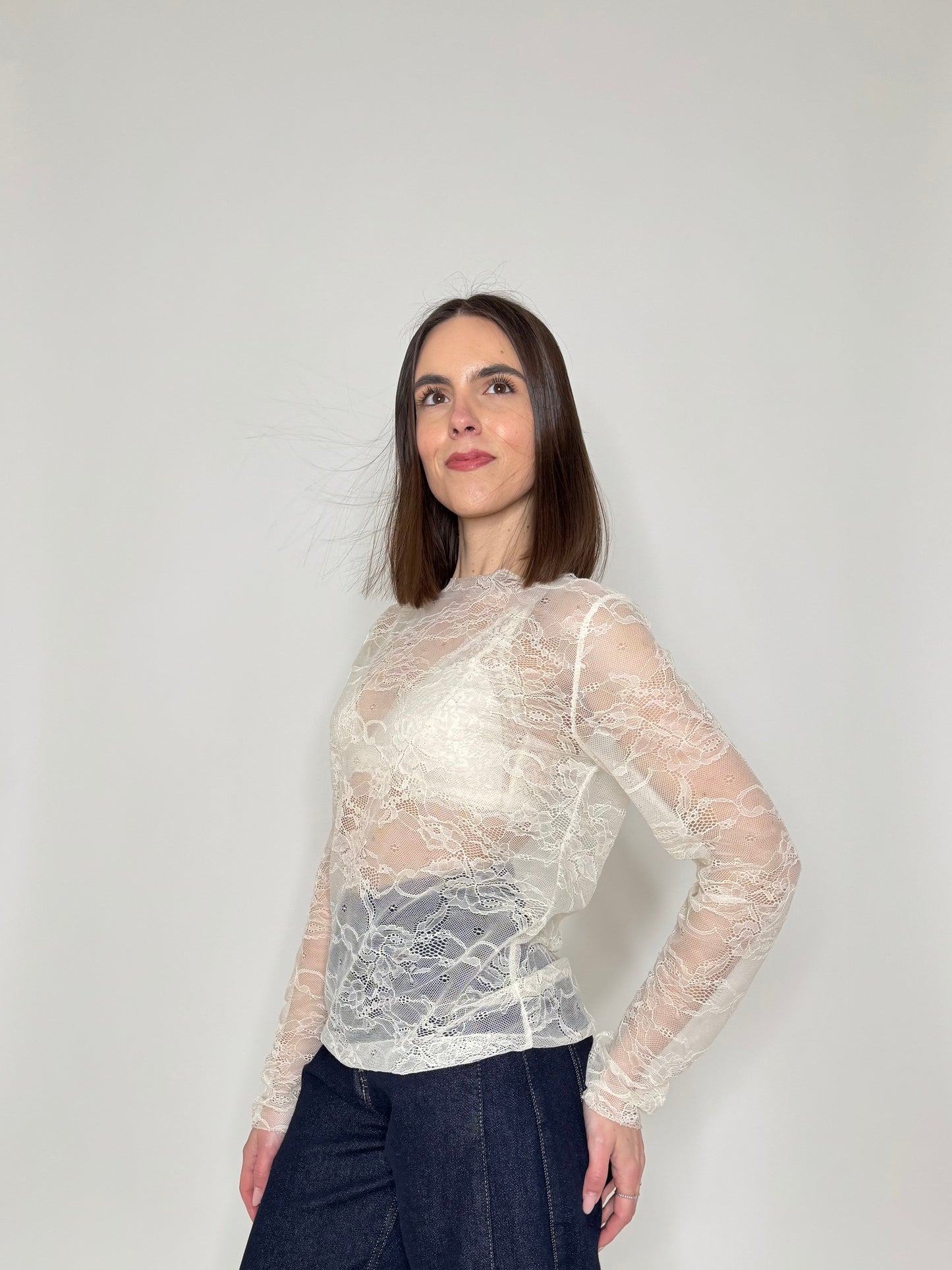 Maglia girocollo light pizzo Crema