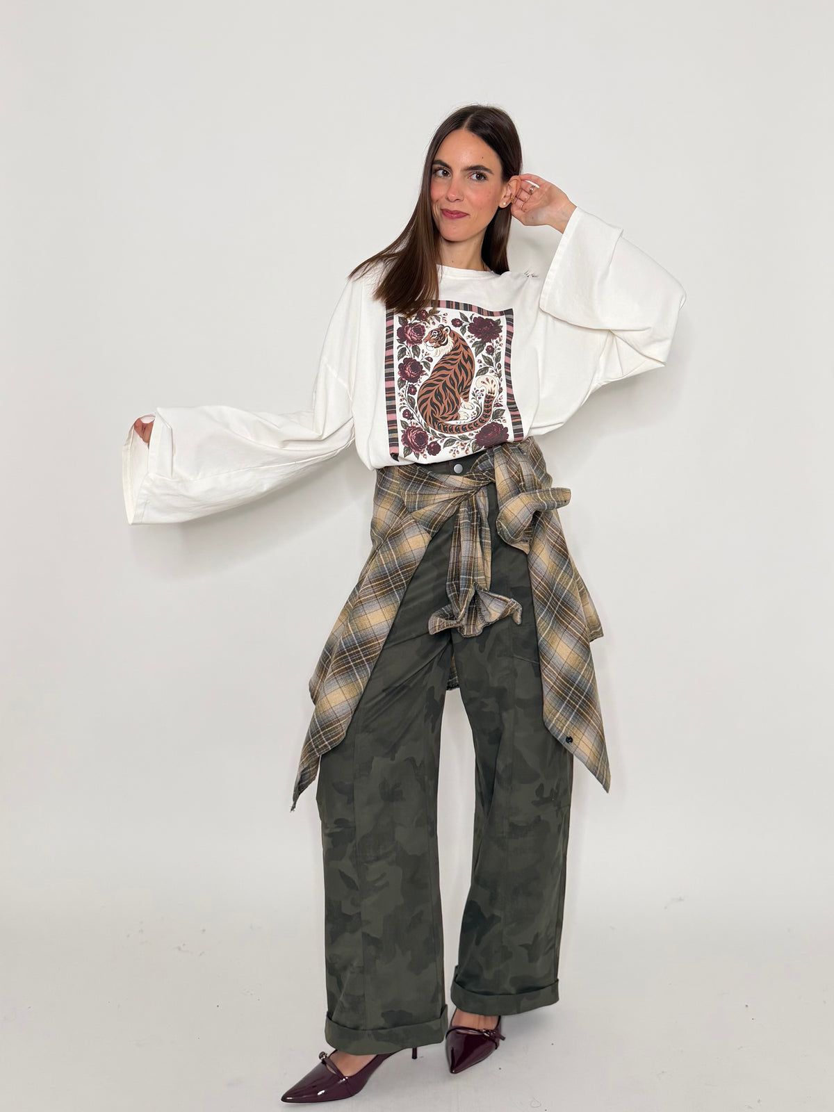 Pantalone cargo wide leg camouflage