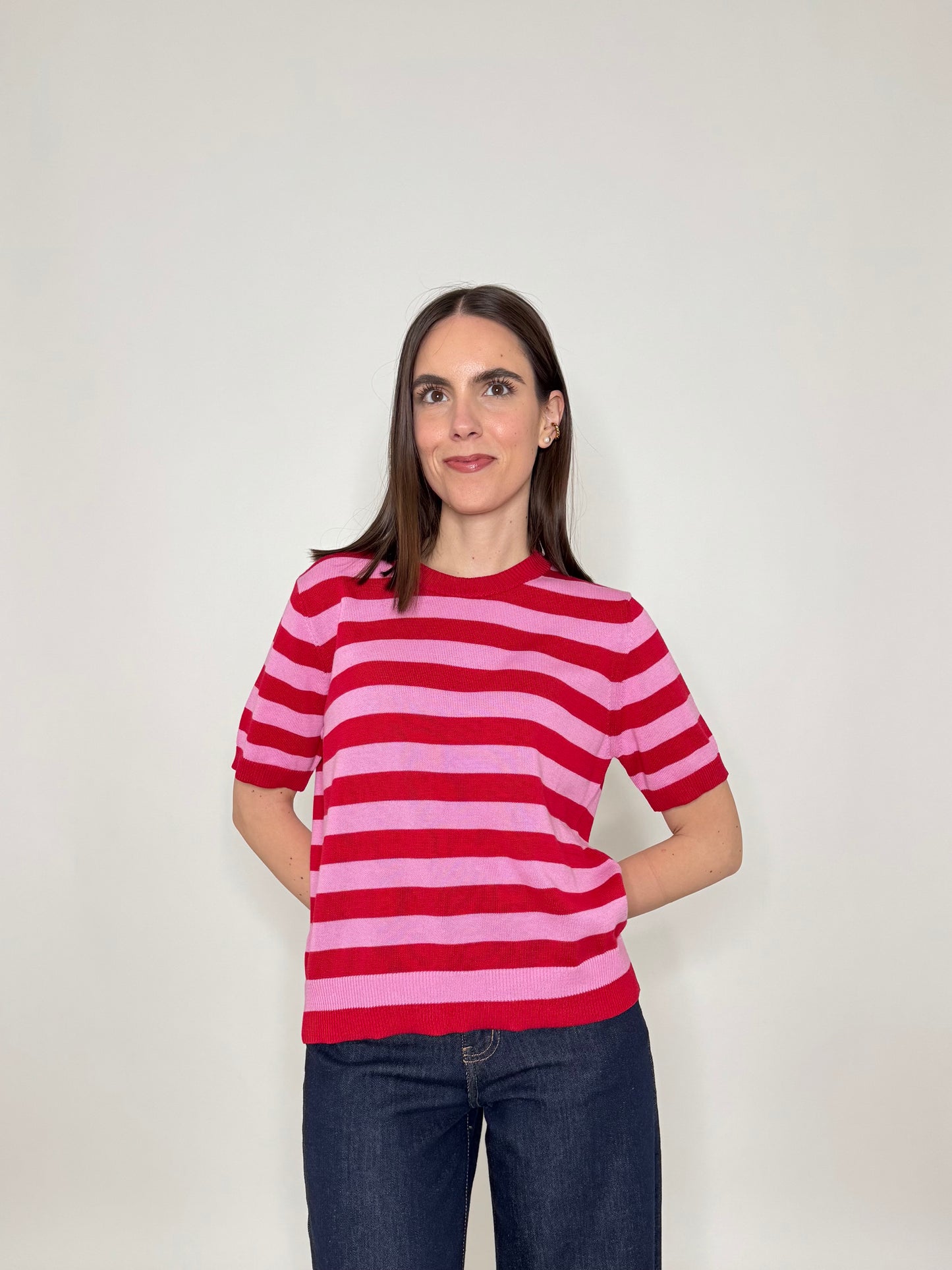 Maglia girocollo a righe manica corta in 100% cotone Fragola/Confetto