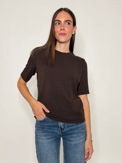 Maglia girocollo basic in viscosa e cotone cioccolato