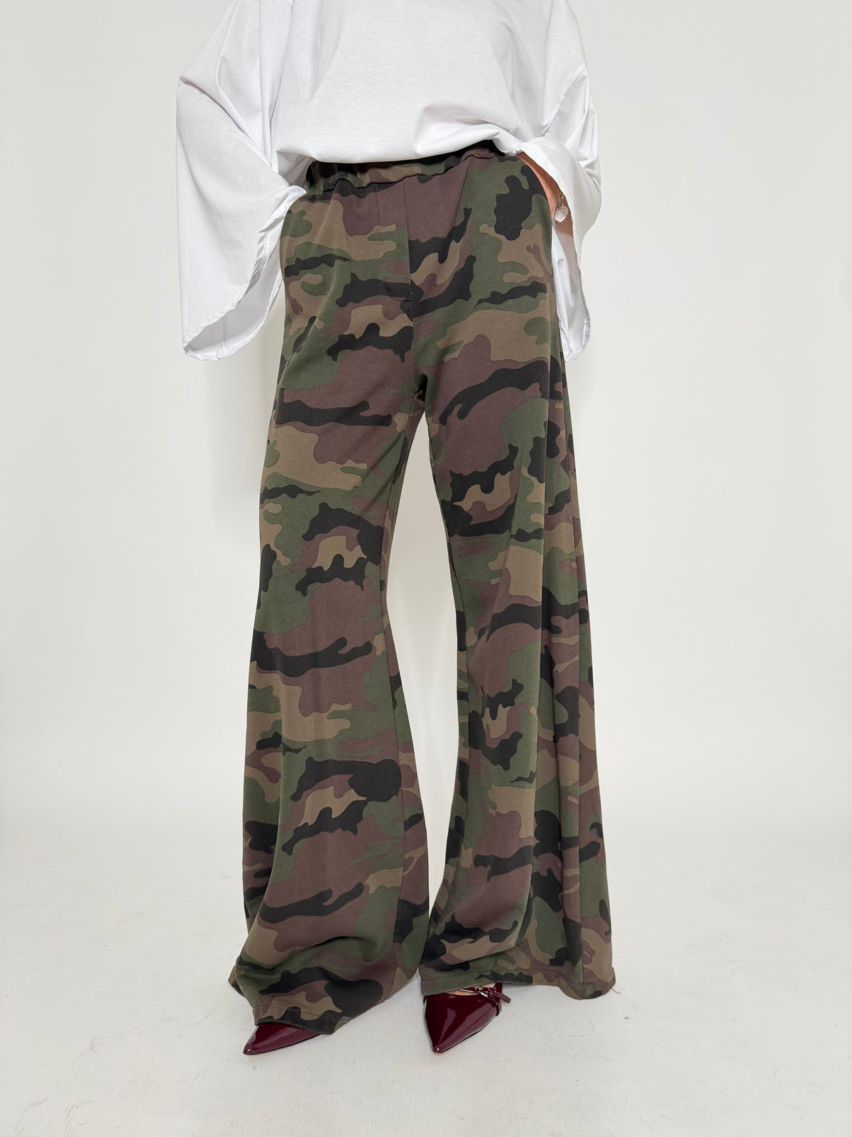 Pantalone palazzo camouflage in cotone