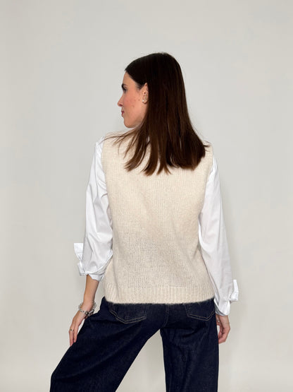 Gilet fluffy in morbido tessuto alpaca e lana panna