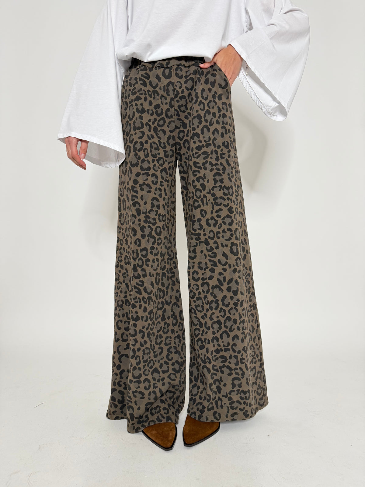 Pantalone palazzo leopardato in cotone