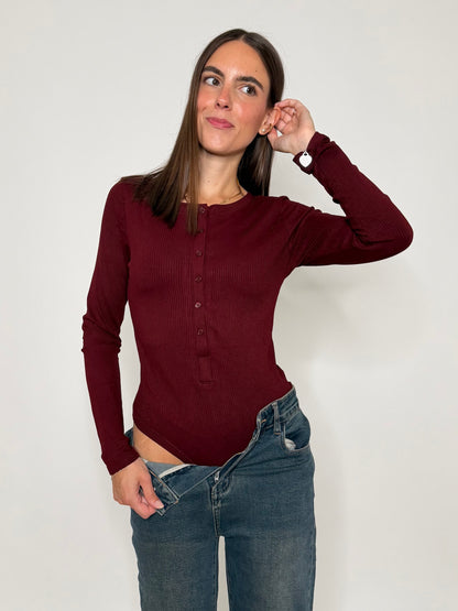 Body a costine in viscosa Bordeaux