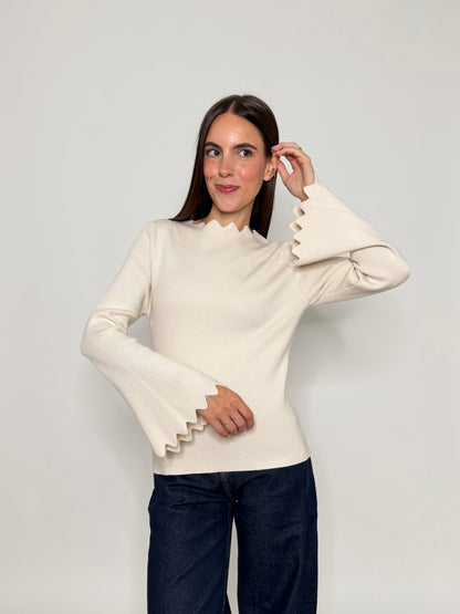 Maglia in morbida viscosa zigzag con manica a campana panna
