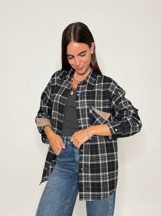 Camicia check in cotone con taschino nero