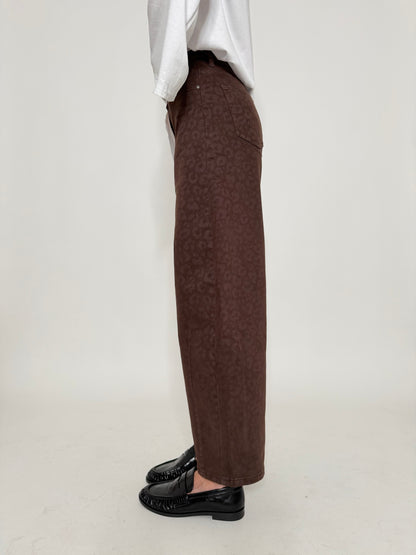 Jeans Barrell Fit leopardato