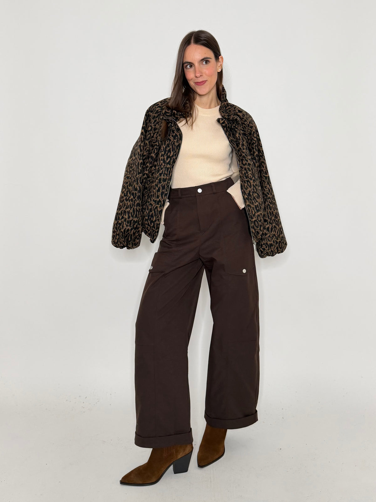 Pantalone cargo wide leg cioccolato