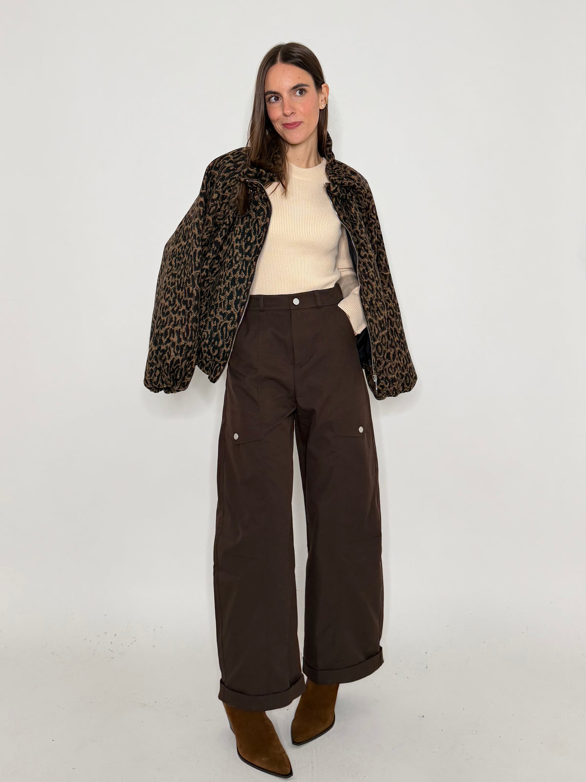Pantalone cargo wide leg cioccolato
