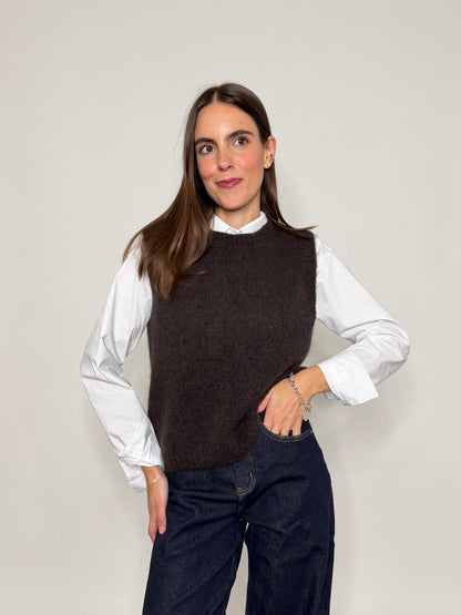 Gilet fluffy in morbido tessuto alpaca e lana moro