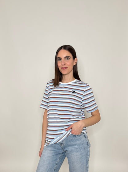 T-shirt righe light cotton con cuore Celeste