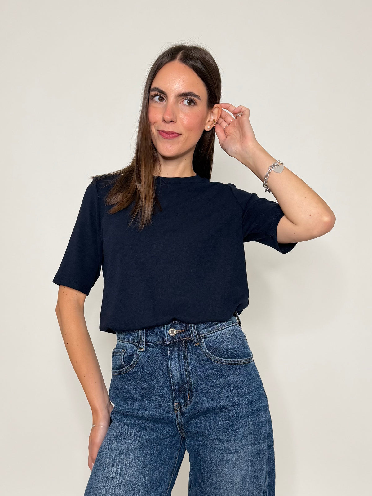 Maglia girocollo basic in viscosa e cotone blu navy