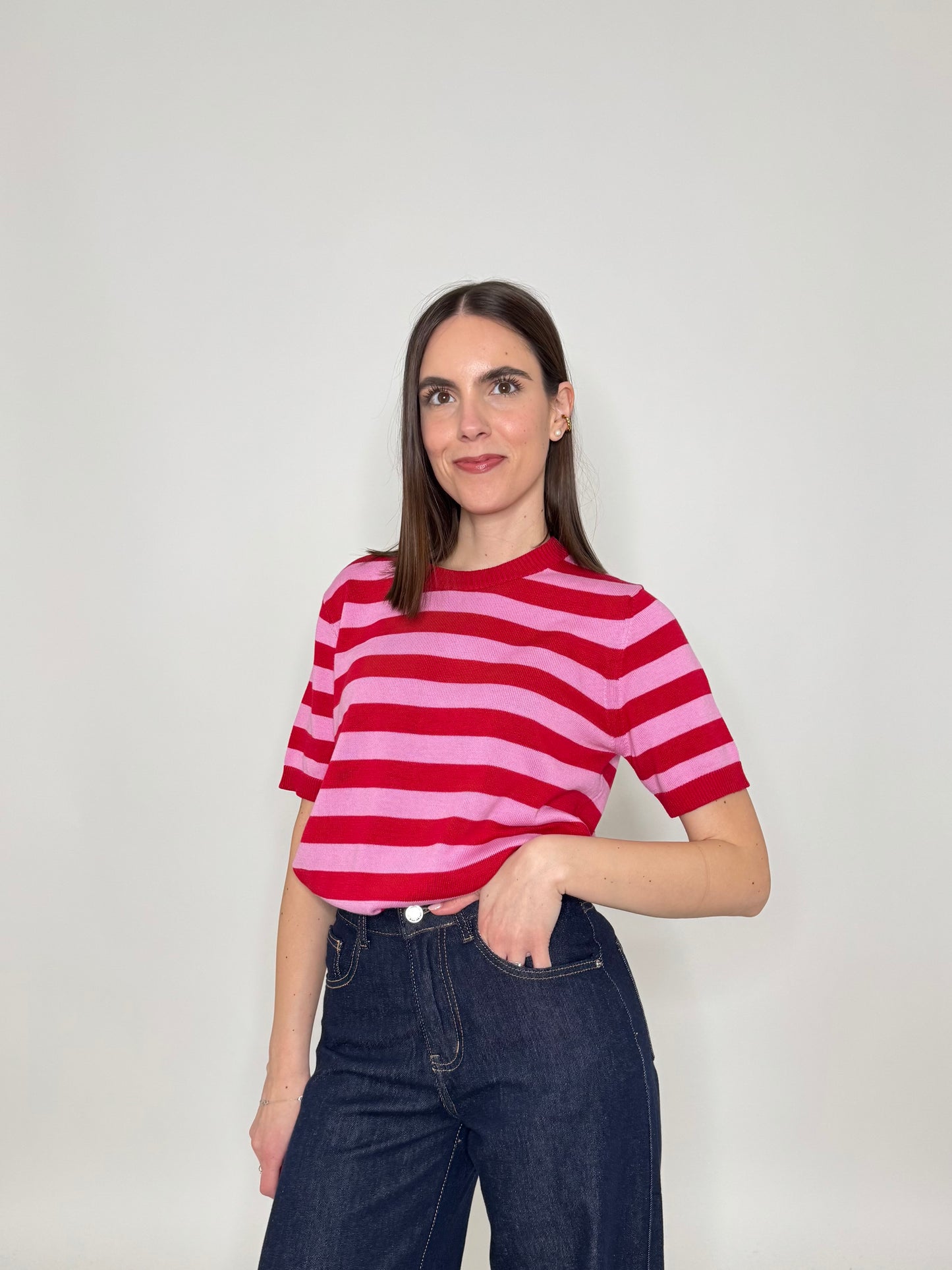 Maglia girocollo a righe manica corta in 100% cotone Fragola/Confetto