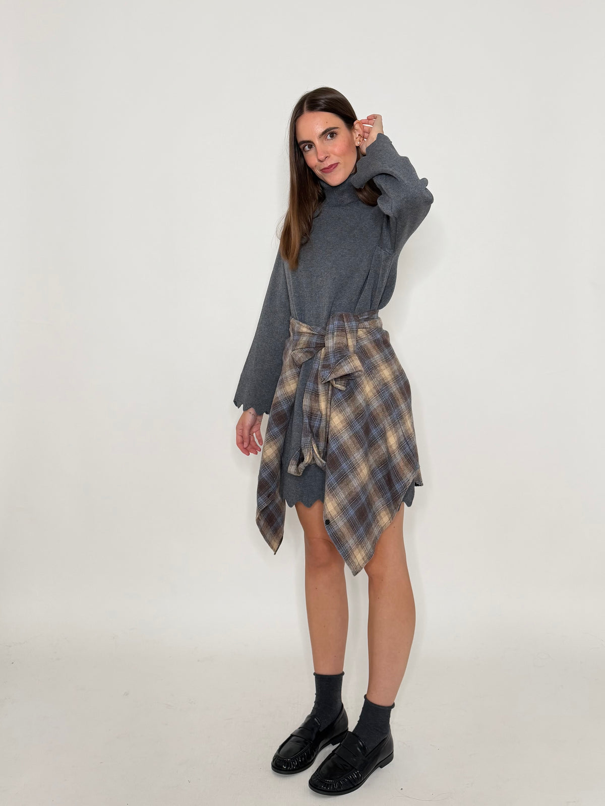 Abito dolcevita  zigzag in calda viscosa collo alto grigio antracite