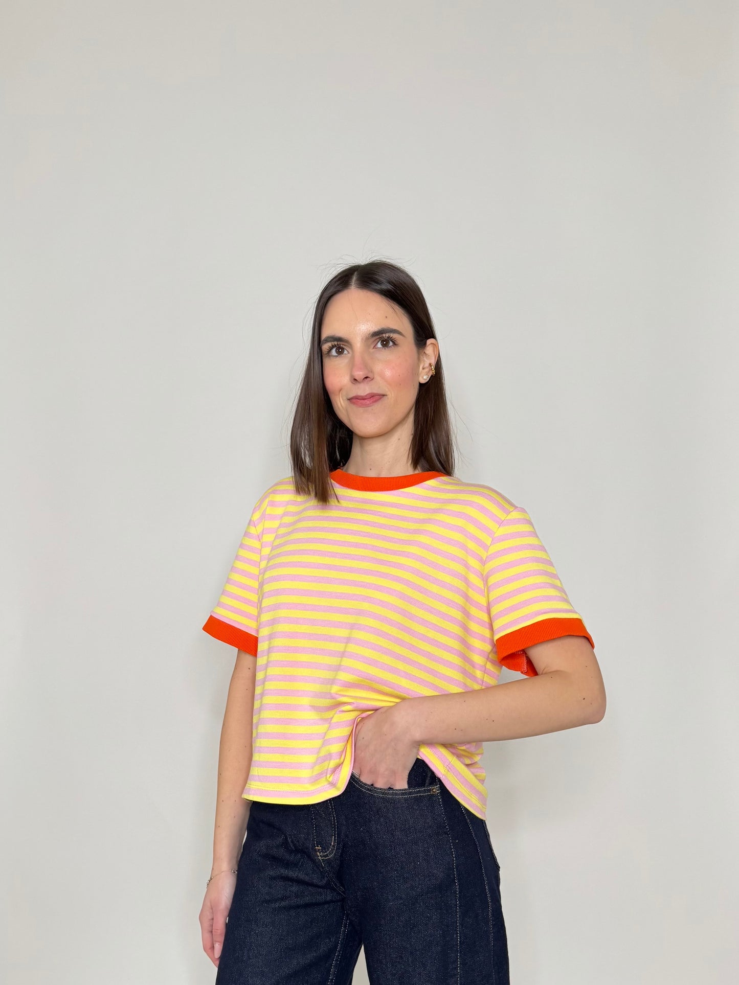 T-shirt a righe in cotone con contrasti Giallo/Rosa