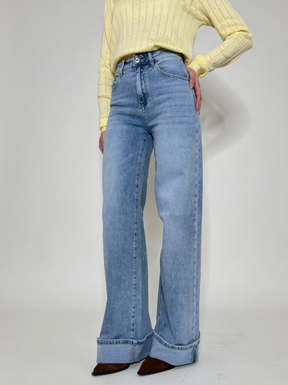 Jeans wide leg con risvolto