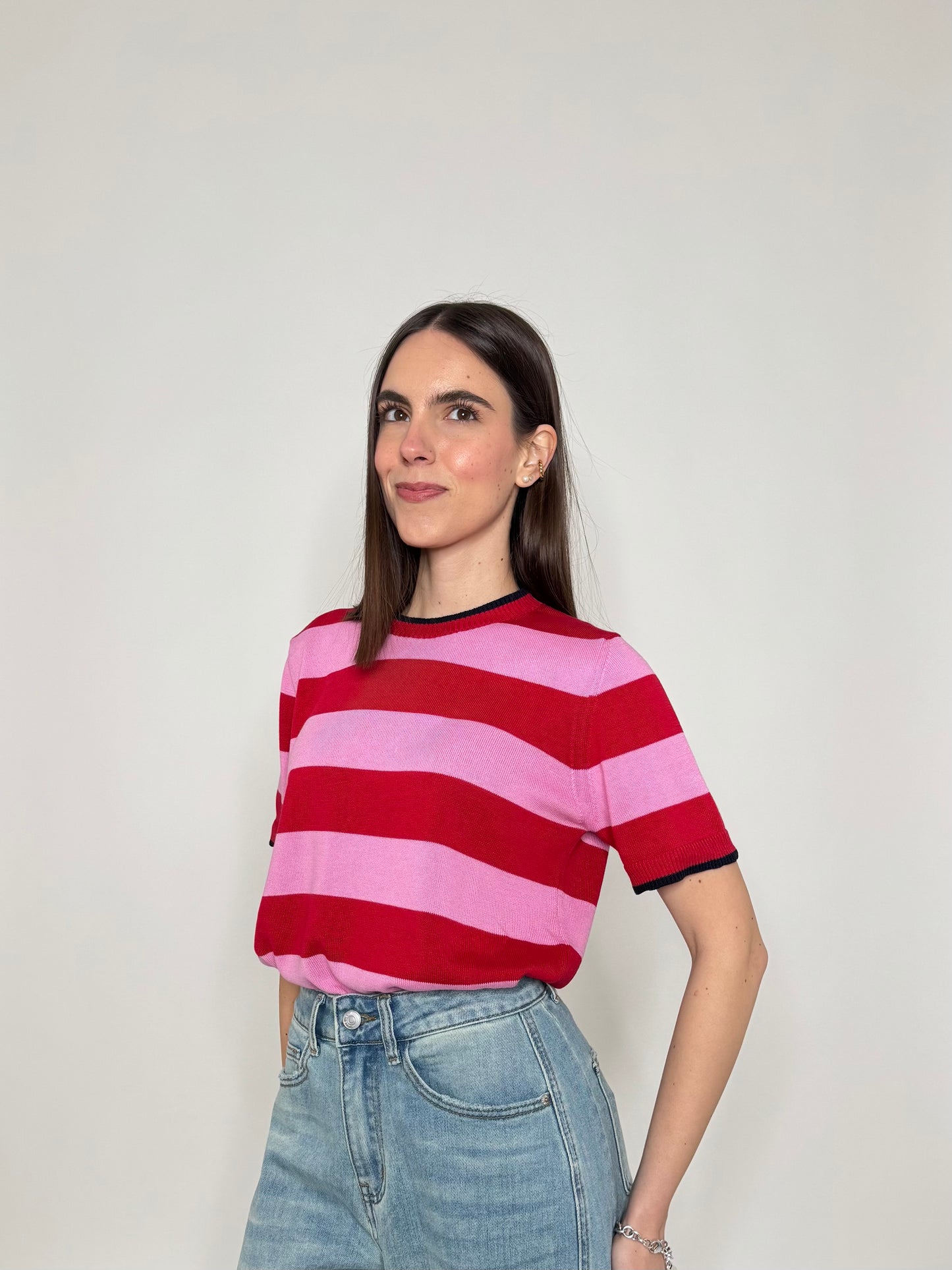 Maglia girocollo a righe manica corta in 100% cotone Confetto/Fragola/blu Navy