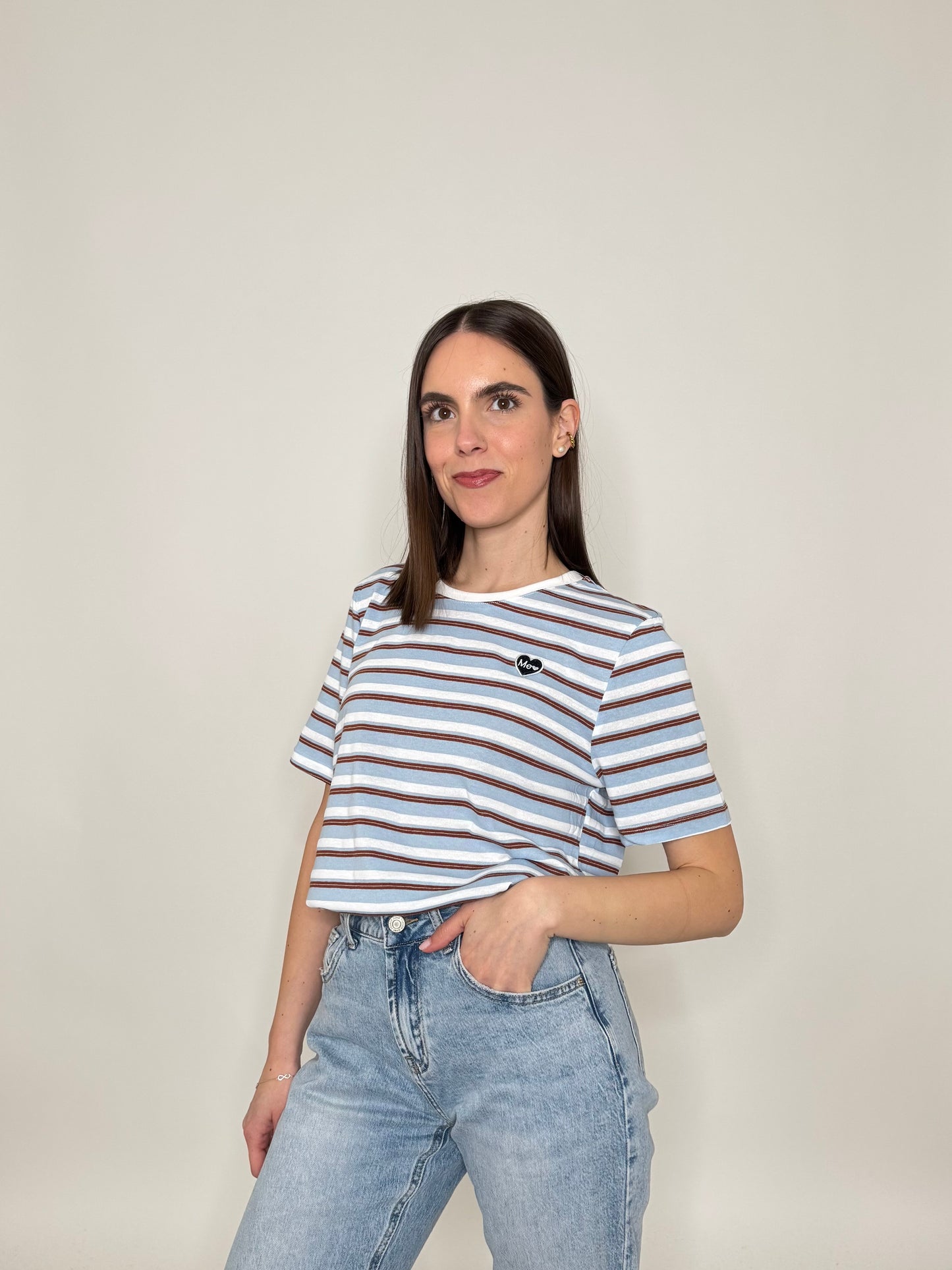 T-shirt righe light cotton con cuore Celeste
