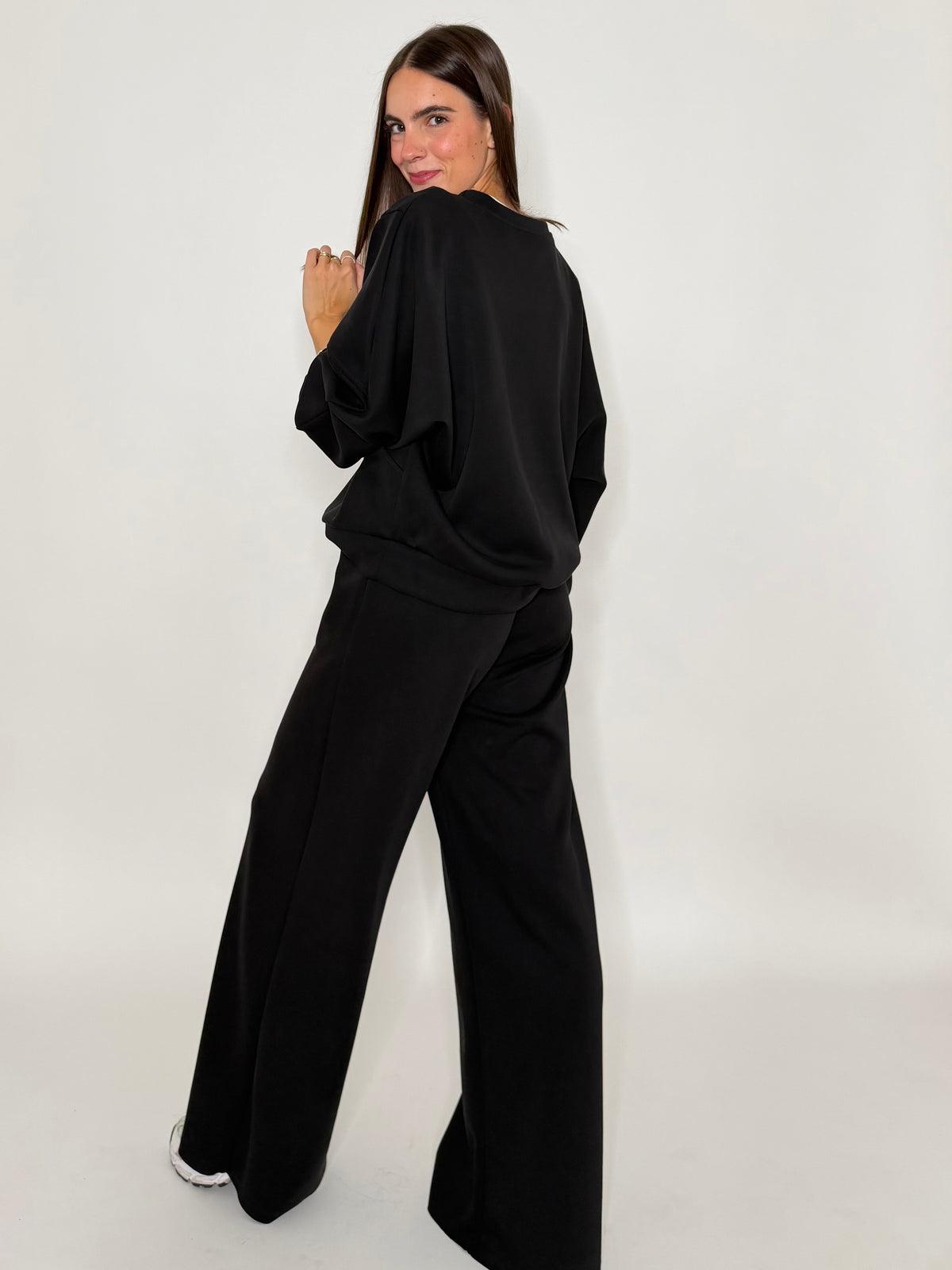 Pantalone palazzo relax fit in viscosa nero