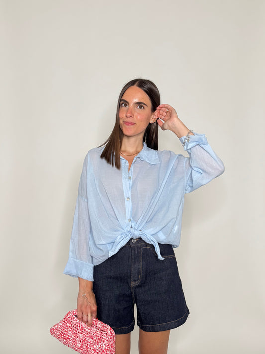 Camicia in mussola di cotone celeste