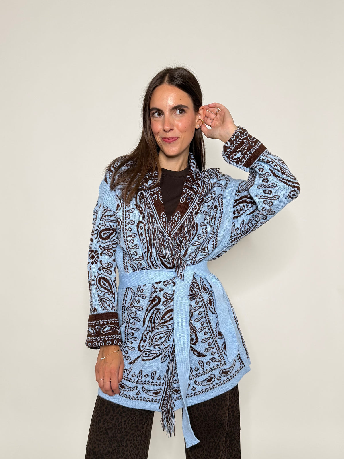 Cardigan frange stampa bandana celeste/coffee